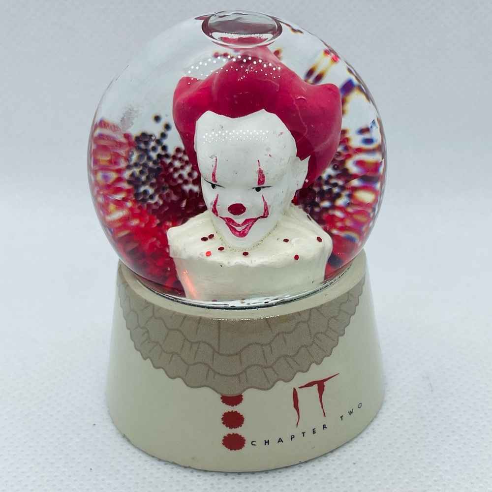 Pennywise IT Mini Snowglobe Miniature Snow Globe Decor Figurine Chapter 2 2.5”